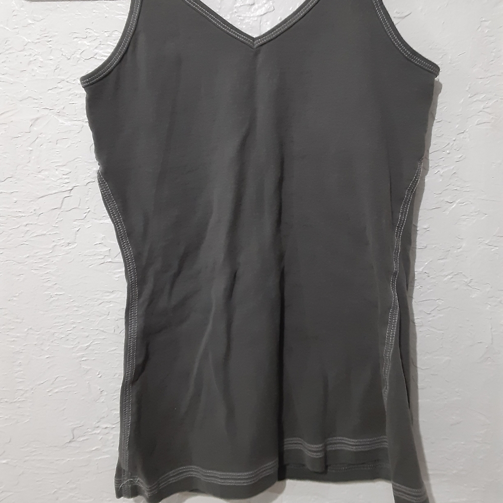 Grey basic tank - Picture 2 of 6